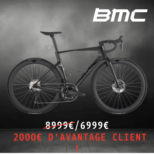 VELO ROUTE EN CARBONE BMC TEAMMACHINE R 01 FOUR SHIMANO ULTEGRA DI2 FREINS A DISQUE HYDRAULIQUE
