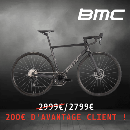 VELO ROUTE CARBONE BMC TEAMAMCHINE SLR FOUR SHIMANO 105 FREINS A DISQUE HYDRAULIQUE
